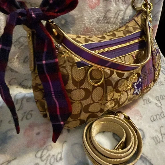 Coach special edition purple gold stars poppy purse on signature canvas preowned - Picture 7 of 17